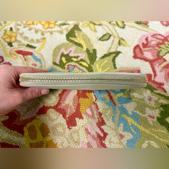 PRADA Gray Beige Saffiano 100% Leather Zip Around Continental Wallet - Picture 14 of 16